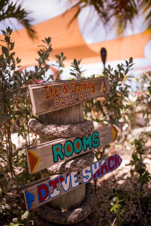 Bohio Dive Resort Cockburn Town Extérieur photo